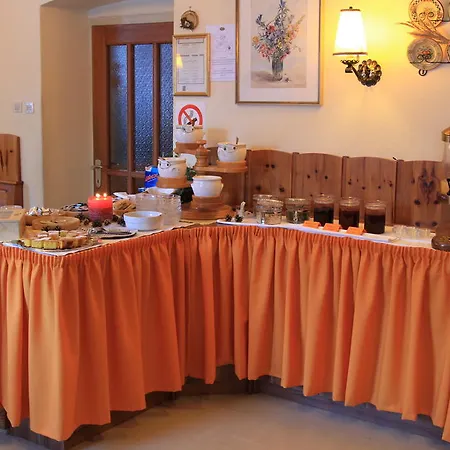 Guest house Garni Bergsteiger 2*