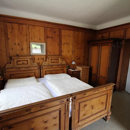 Guest house Garni Bergsteiger 2*